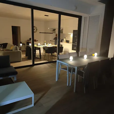 Nispero Philippe Apartment *